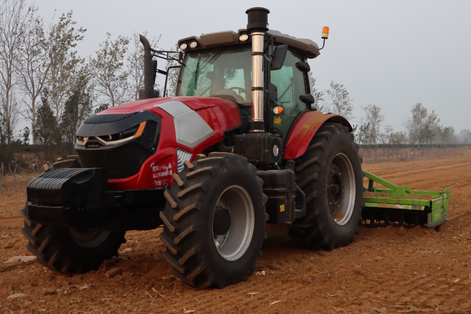 Ako si vybrať vhodné poľnohospodárske náradie pre traktor